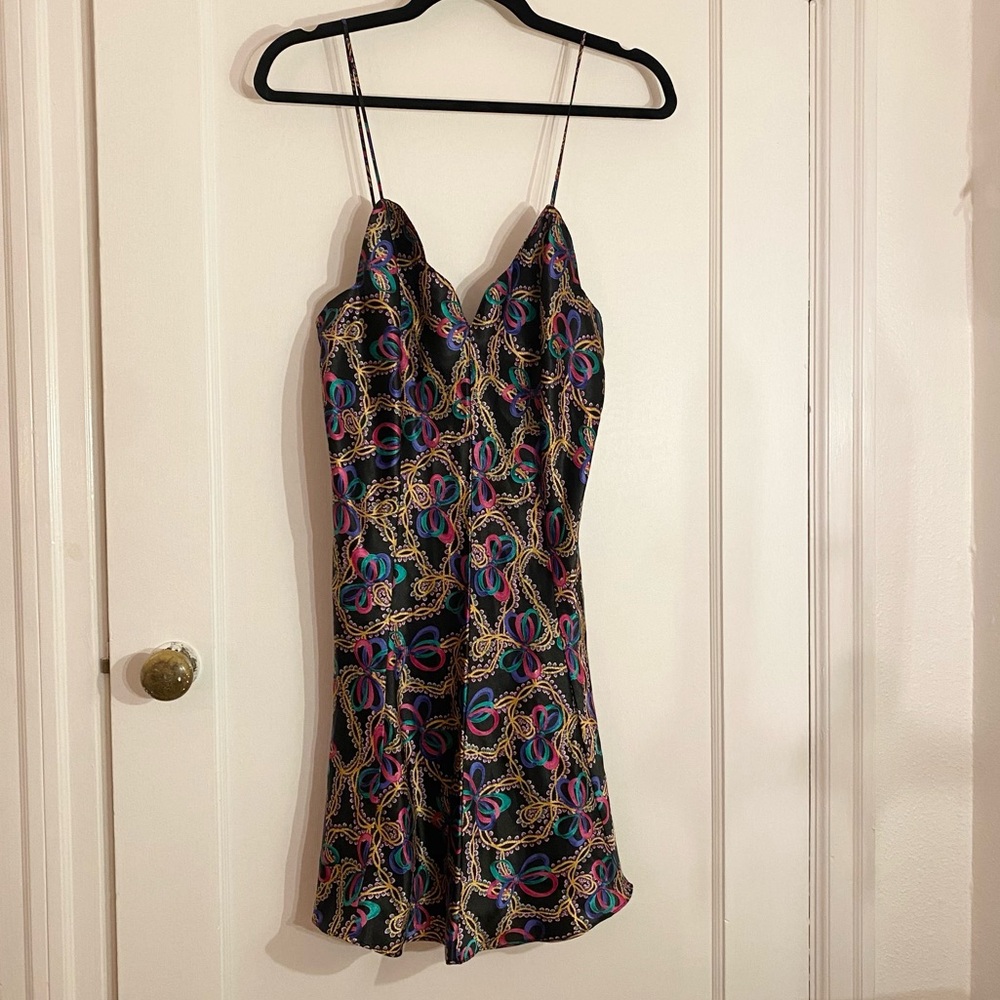 Fredrick’s of Hollywood amazing vintage bow slip dress